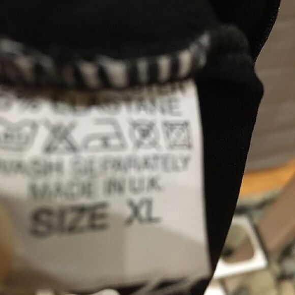 NLust Black Adorned short sleeve Blouse - Picture 4 of 4